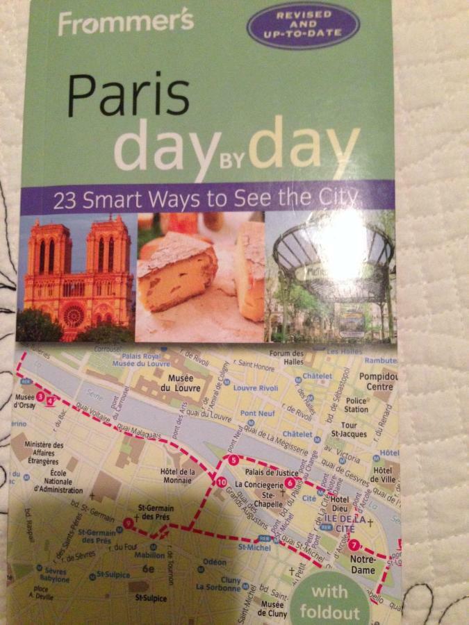 52 Clichy Bed & Breakfast - Chambre D'Hotes Paris Bagian luar foto