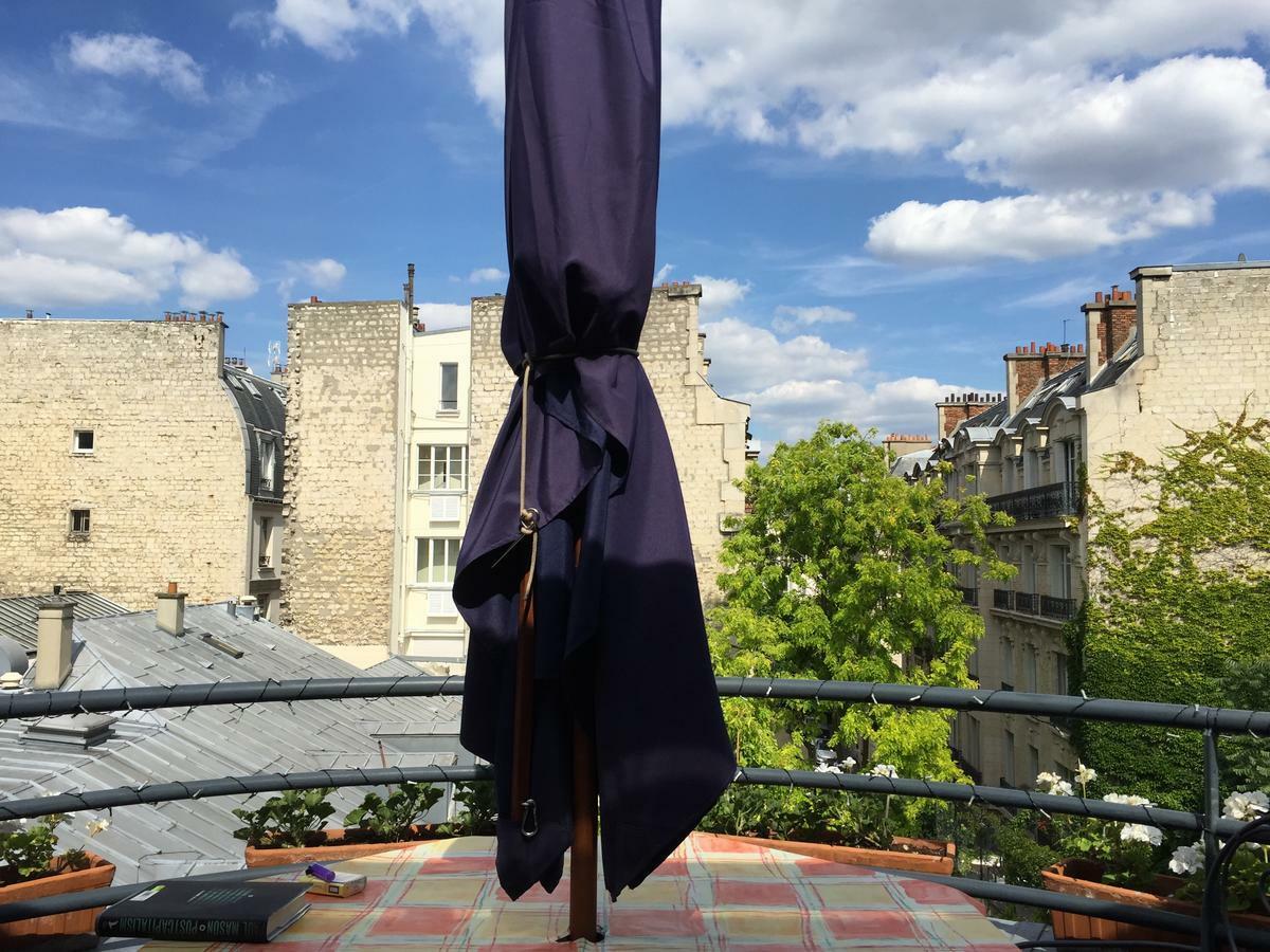52 Clichy Bed & Breakfast - Chambre D'Hotes Paris Bagian luar foto